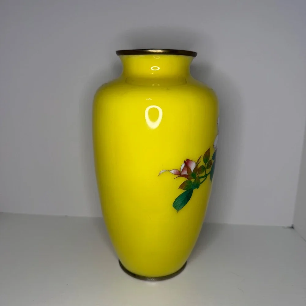 Vintage Japan‎ Cloisonne Yellow Enamel Floral Rose Vase 7.25 Inch Showa Era